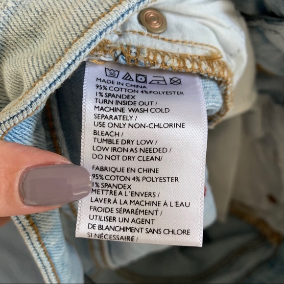 Light Wash Kick Flare High-Rise Cropped Jeans - Picture 5 of 5